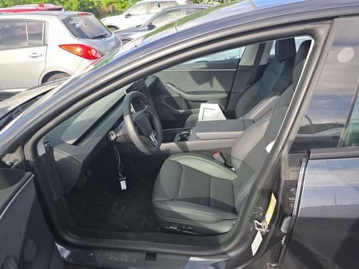 2024 Tesla Model 3 Long Range