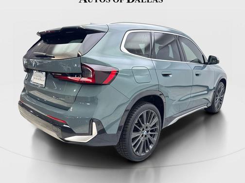Cape York Green Metallic 2023 BMW X1 xDrive28i