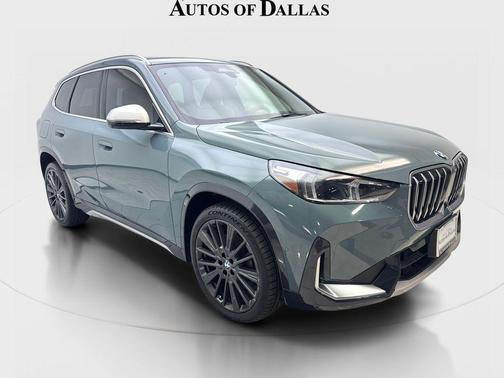 Cape York Green Metallic 2023 BMW X1 xDrive28i