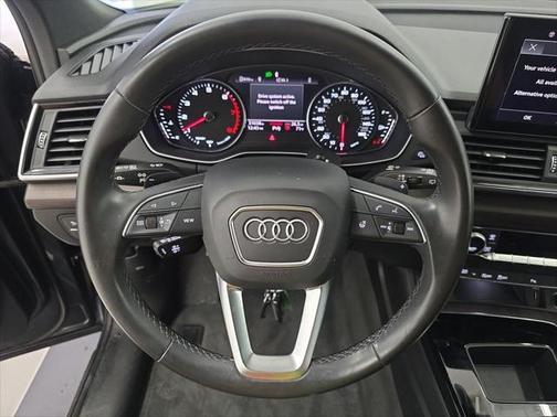 2022 Audi Q5 45 S line Premium