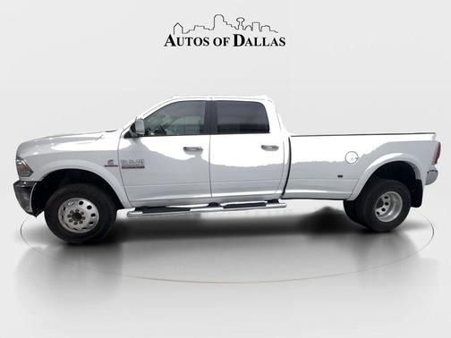 2017 RAM 3500 Laramie Crew Cab 4x4 8' Box