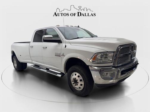 2017 RAM 3500 Laramie Crew Cab 4x4 8' Box