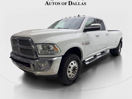 2017 RAM 3500 Laramie Crew Cab 4x4 8' Box