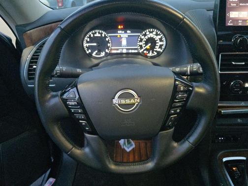 2024 Nissan Armada SL 4WD
