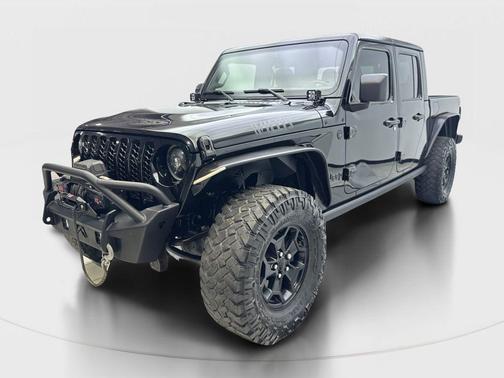 Black Clearcoat 2021 Jeep Gladiator Willys 4x4