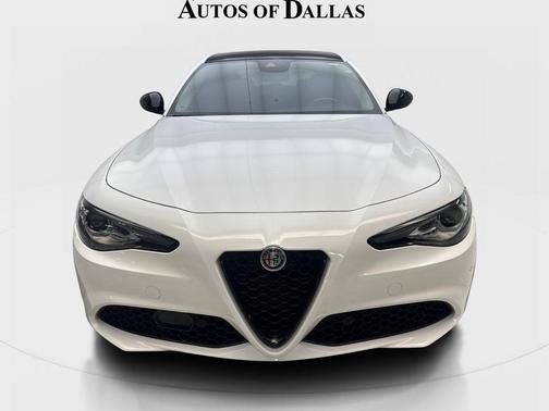 Alfa White 2021 Alfa Romeo Giulia Ti