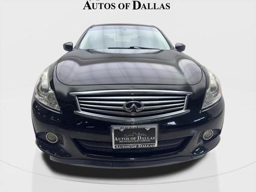 2015 INFINITI Q40 Base