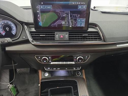 2022 Audi Q5 45 S line Premium Plus