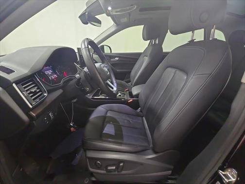 2023 Audi Q5 45 S line Premium