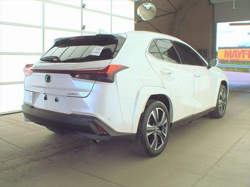 2022 Lexus UX 200 Base