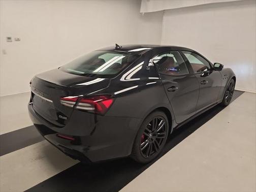 2022 Maserati Ghibli Modena
