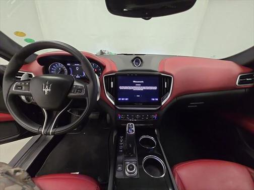 2022 Maserati Ghibli Modena