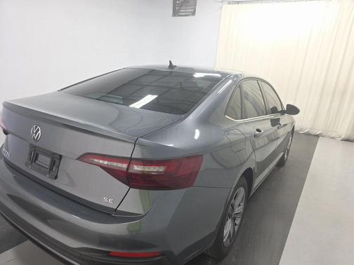 2022 Volkswagen Jetta 1.5T SE