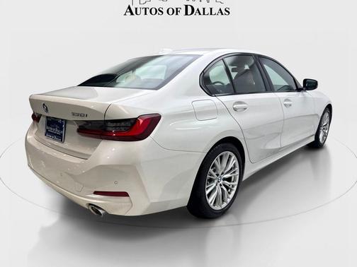 Mineral White Metallic 2023 BMW 330 330i