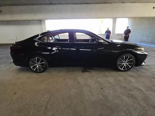 2024 Lexus ES 350 Base