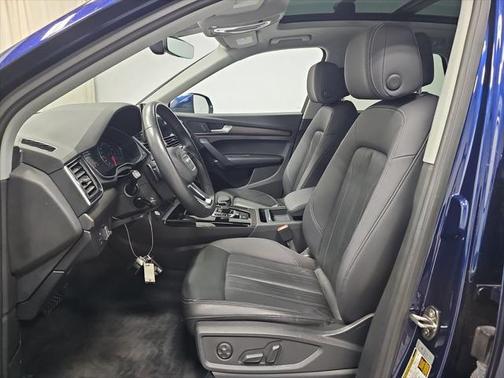 2022 Audi Q5 45 S line Premium