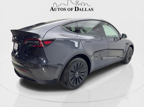 2024 Tesla Model Y Long Range Dual Motor All-Wheel Drive