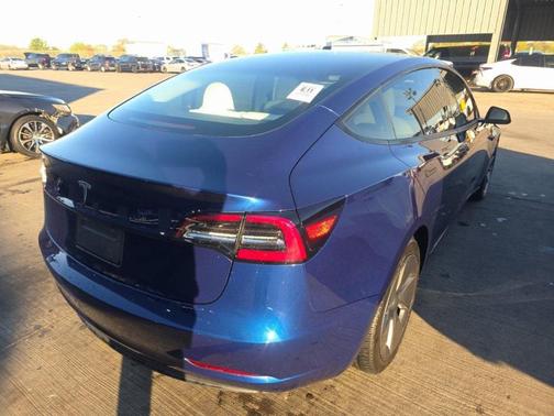 2023 Tesla Model 3 Standard Range
