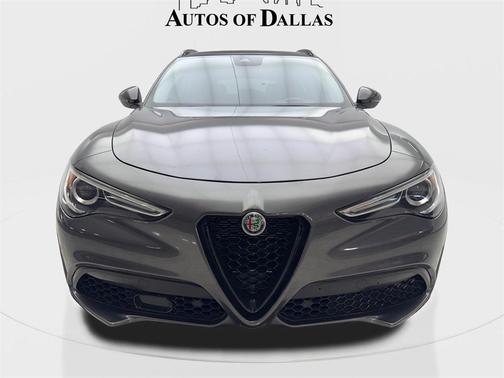 2021 Alfa Romeo Stelvio Base