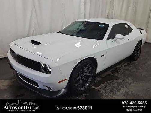 White Knuckle Clearcoat 2023 Dodge Challenger R/T
