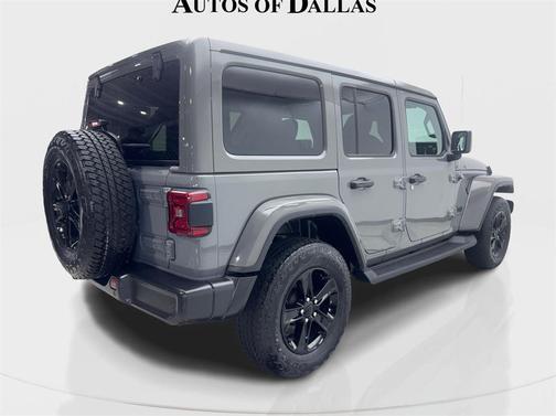 2023 Jeep Wrangler 4-Door Sahara Altitude 4x4