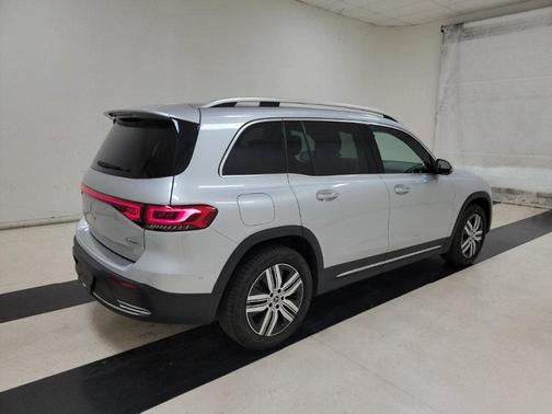 2023 Mercedes-Benz EQB 300 4MATIC