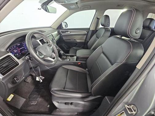 2023 Volkswagen Atlas 3.6L SE w/Technology