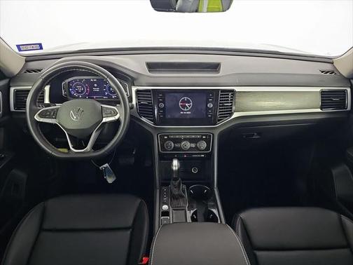 2023 Volkswagen Atlas 3.6L SE w/Technology