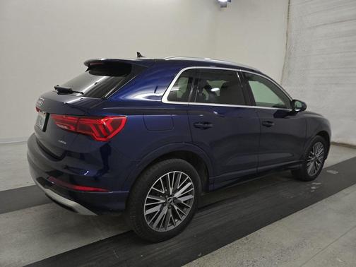 2022 Audi Q3 40 Premium