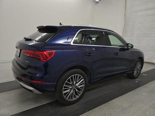 2022 Audi Q3 40 Premium