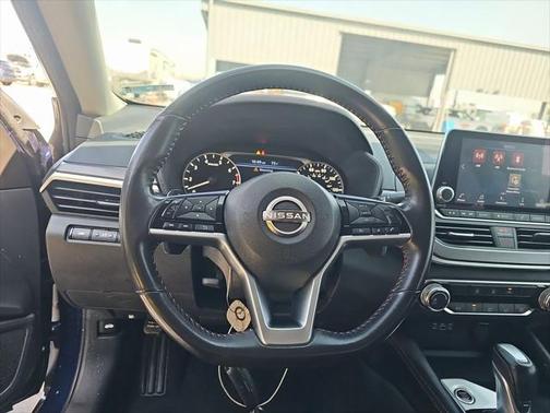 2023 Nissan Altima SR FWD