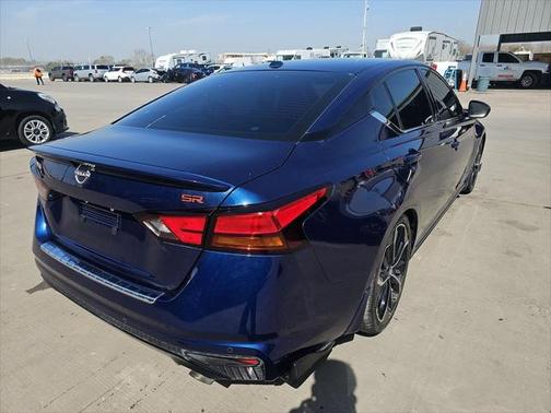 2023 Nissan Altima SR FWD