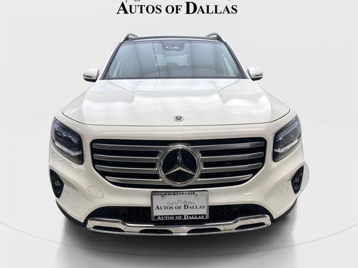 White 2025 Mercedes-Benz GLB 250 4MATIC