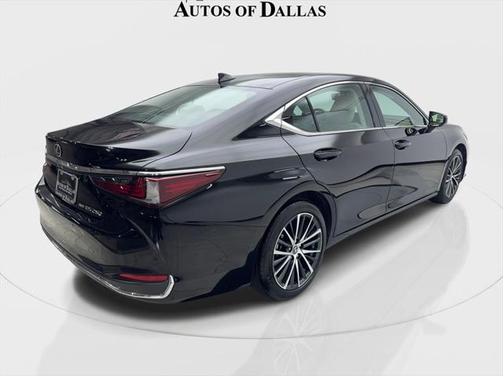 2024 Lexus ES 250 Base
