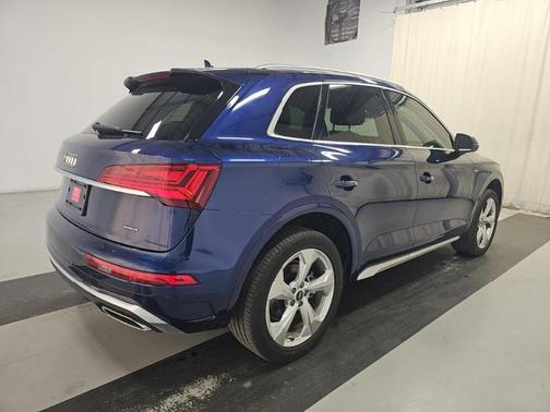 Blue Metallic 2023 Audi Q5 45 S line Premium Plus