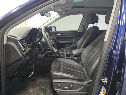 Blue Metallic 2023 Audi Q5 45 S line Premium Plus