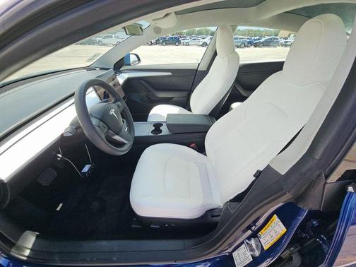 2023 Tesla Model 3 Standard Range