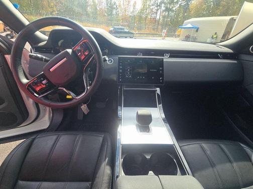 2024 Land Rover Range Rover Evoque Core S