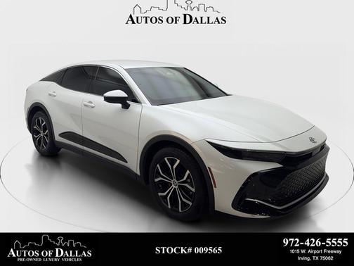 Oxygen White 2023 Toyota Crown XLE