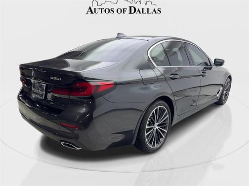 2022 BMW 530 i