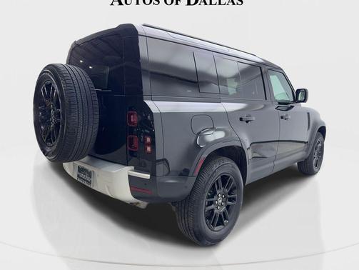 2025 Land Rover Defender 110 P300