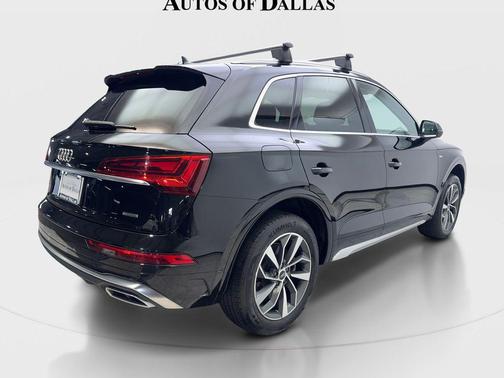 Mythos Black Metallic 2024 Audi Q5 45 S line Premium