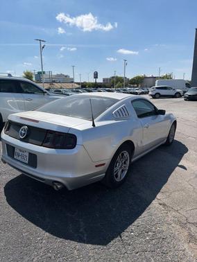 2014 Ford Mustang V6