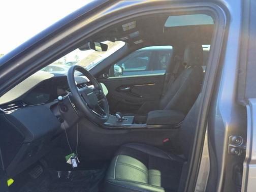 2025 Land Rover Range Rover Evoque Core S