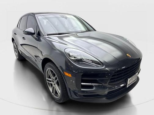Volcano Grey Metallic 2021 Porsche Macan Macan T