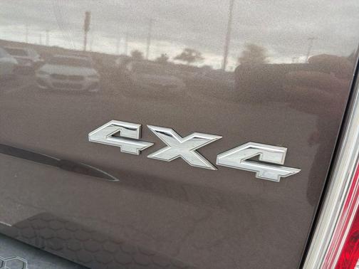 RV Match Walnut Brown Metallic Clearcoat 2018 RAM 2500 Laramie Crew Cab 4x4 6'4' Box