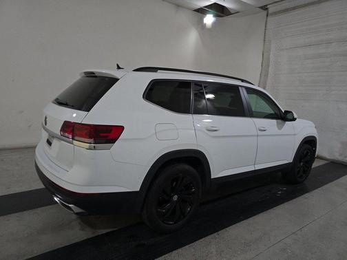 2023 Volkswagen Atlas 2.0T SE w/Technology