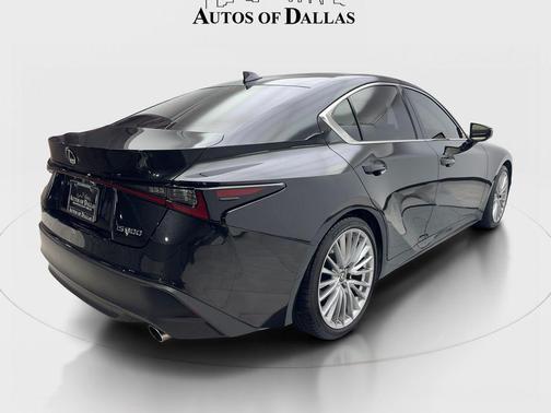 2022 Lexus IS 300 Base