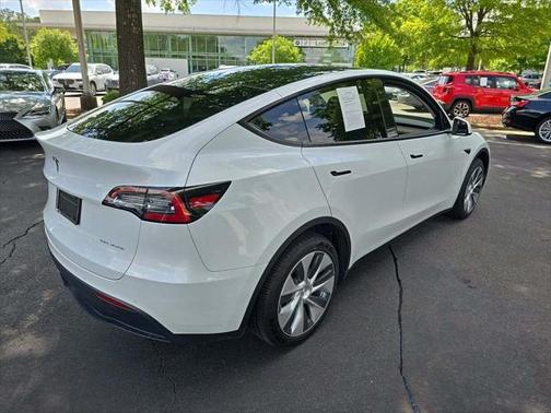 2022 Tesla Model Y Long Range Dual Motor All-Wheel Drive