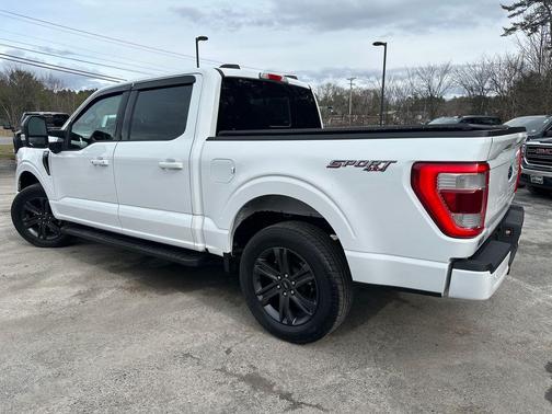 Oxford White 2023 Ford F-150 Lariat
